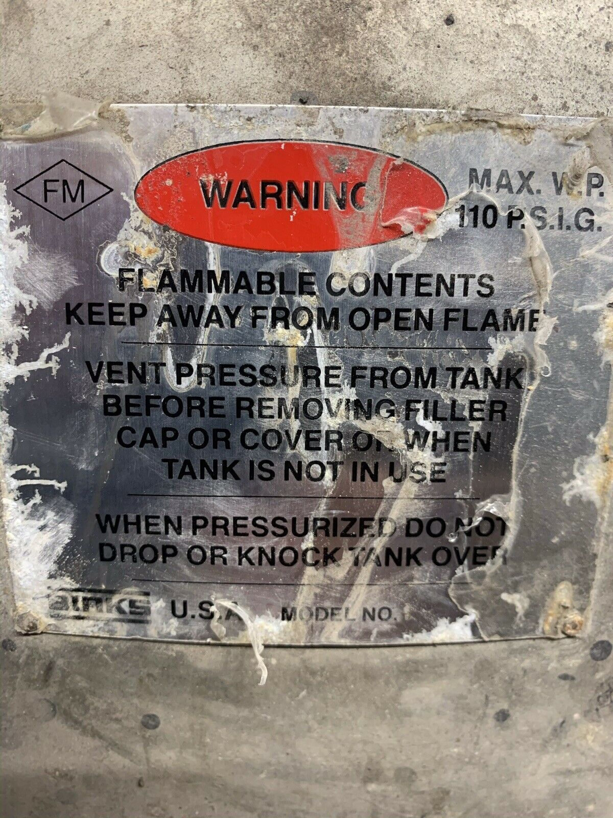 BINKS 83-5873 Paint Pressure Tanks | MAVERICK UNLIMITED INC.